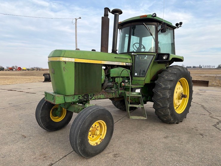 john-deere-4630-image-1