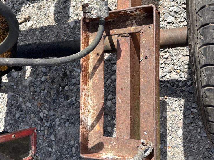 #67-•-international-ud312-6-cyl-power-unit-w/-trailer-7158912-inv#-43365-image-31