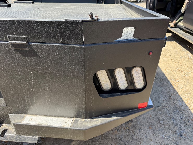 2019-chevrolet-3500hd-image-6