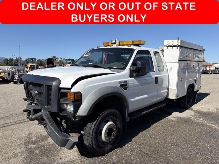 2010-ford-f450-image-1