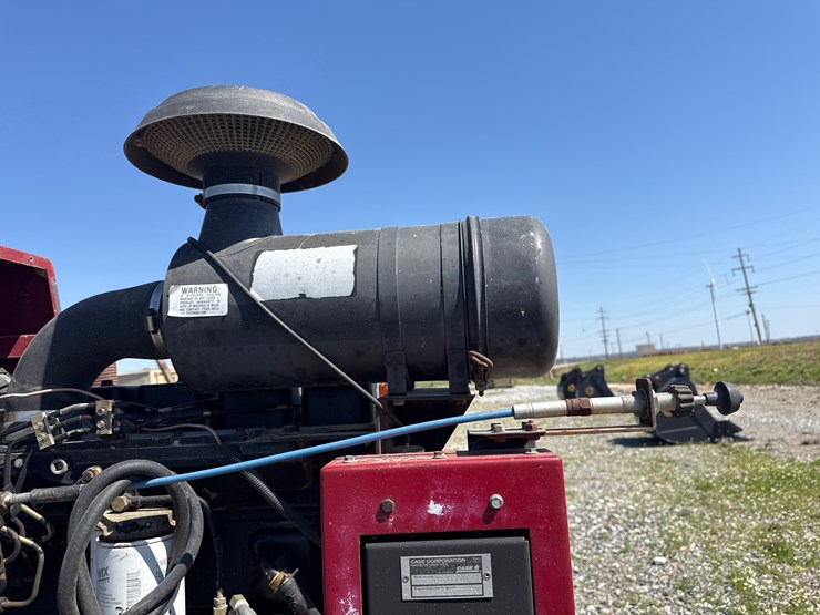 case-ih-6590-image-13