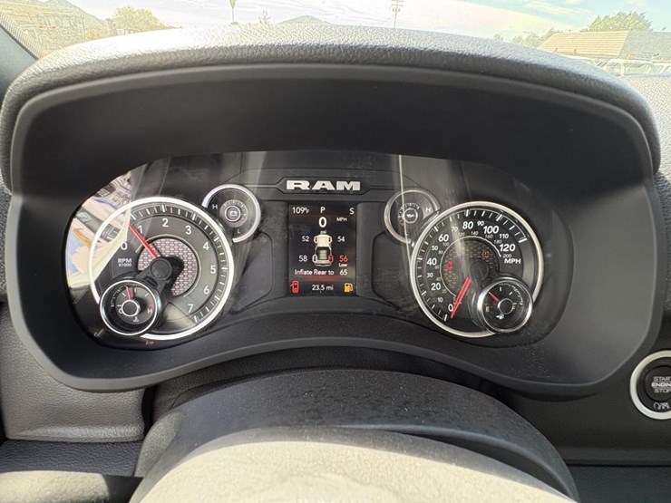 2024-dodge-2500-image-24