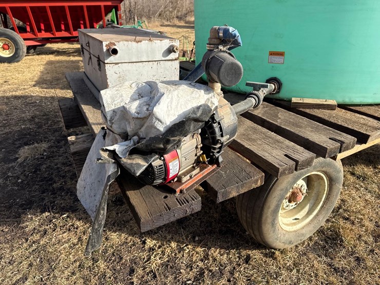 8ft-x-11-1/2ft-wooden-flatbed-with-water-tank-image-11