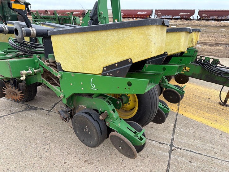 john-deere-1760-image-23