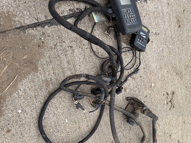 2018-new-holland-roll-belt-560-image-48