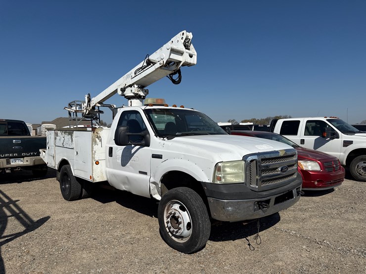 2007-ford-f550-image-2