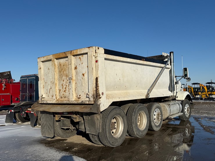 2010-kenworth-t800-image-4