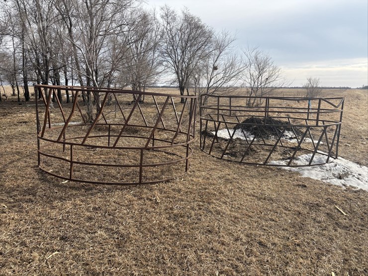 unknown-round-bale-feeder-image-1