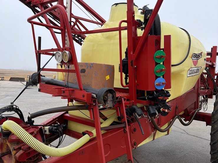 hardi-commander-1200-image-12