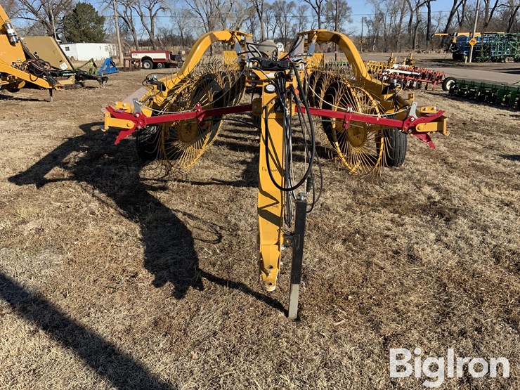 2022-vermeer-vr1428-image-2