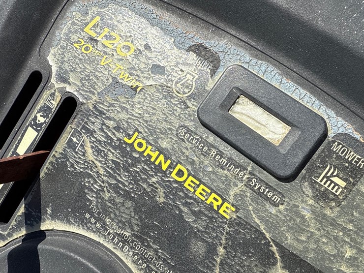 john-deere-l120-image-23