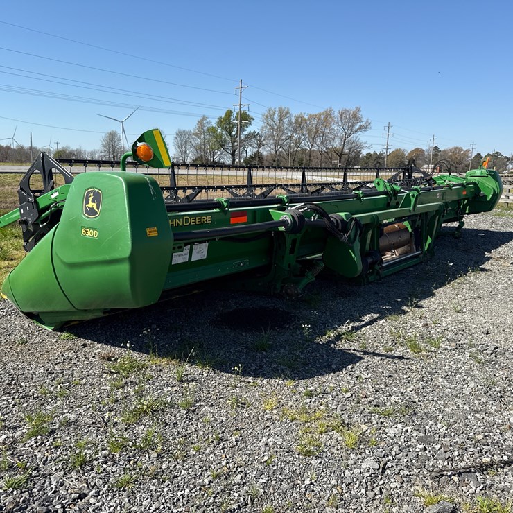 JOHN DEERE 630D