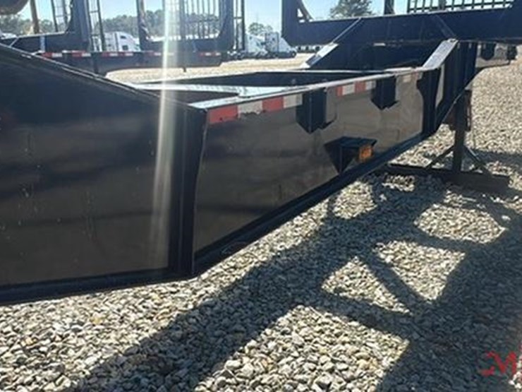 2023-manac-log-trailer-image-10