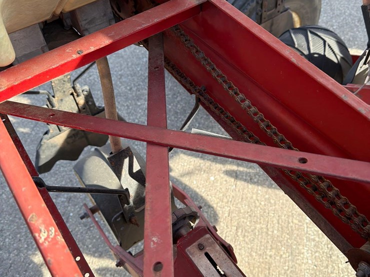 international-800-image-41