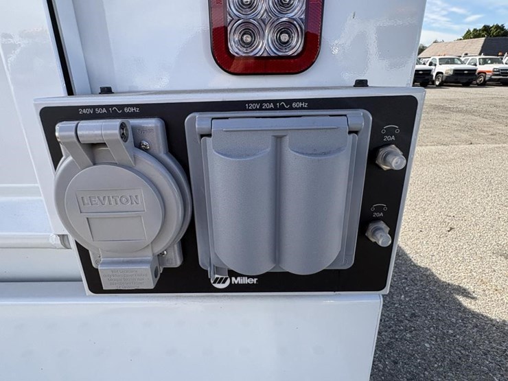 2024-dodge-2500-image-5