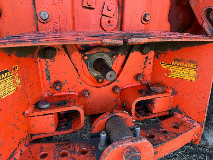 case-2390-tractor-image-15