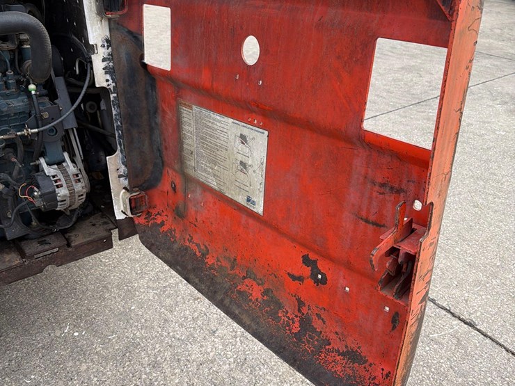 bobcat-s300-image-25