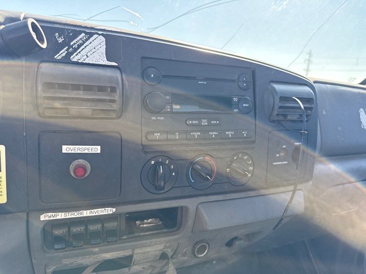 2007-ford-f550-image-55