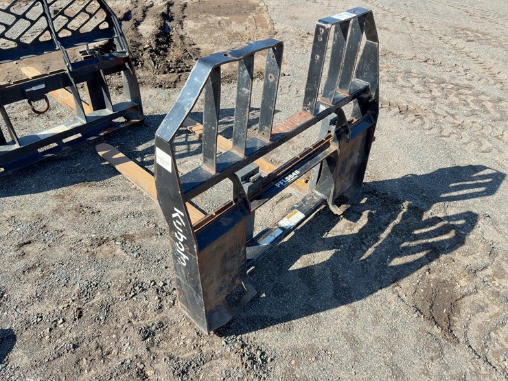 kubota-48"-forks-image-3