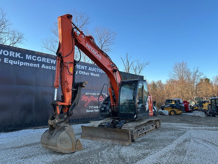 hitachi-zx135us-6-image-7