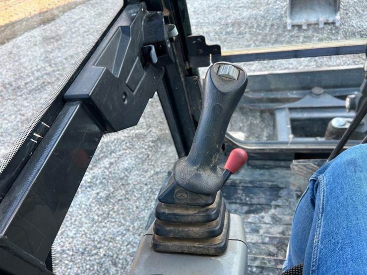 2023-bobcat-e60-image-26