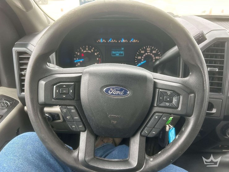 2015-ford-f150-image-16