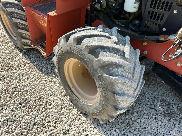 2015-ditch-witch-rt45-image-9