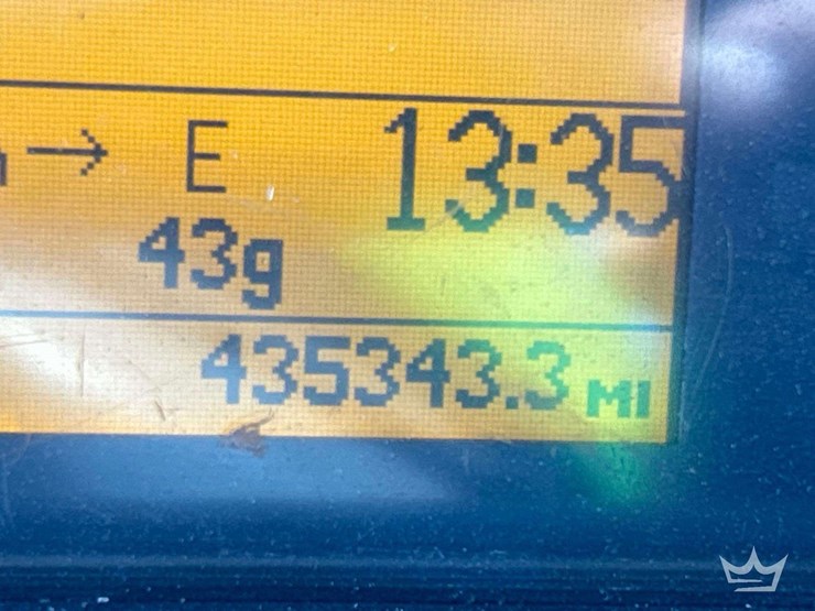 2006-volvo-vnm-s/a-day-cab-truck-tractor-image-6