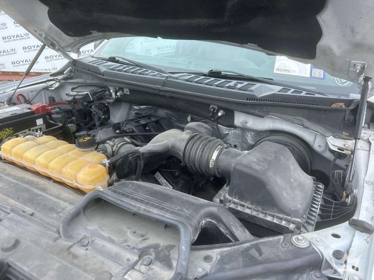 2015-ford-f150-image-8