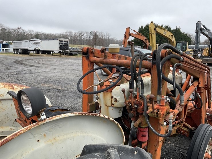 ford-tractor-image-5