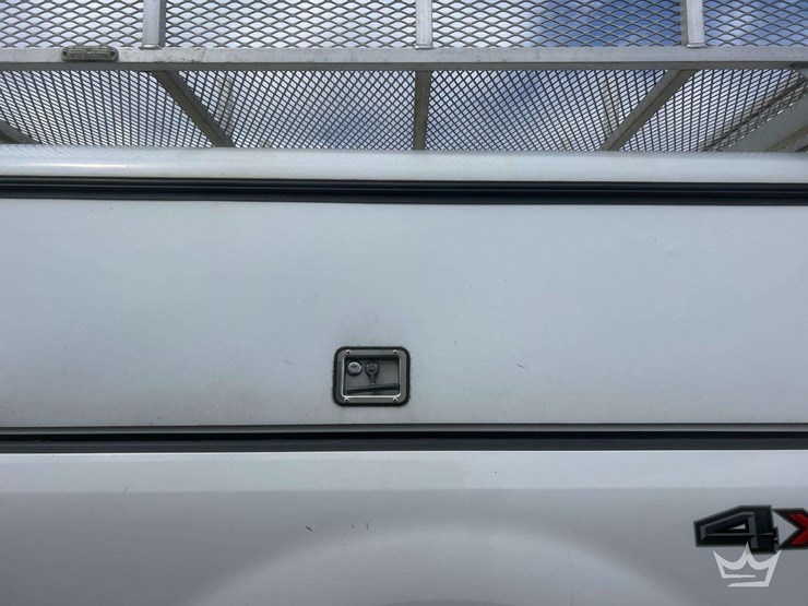 2017-ford-f250-image-13