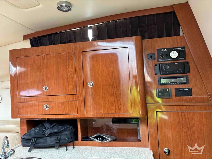 2007-30ft.-regal-30-express-cruiser-boat-with-2010-vantage-t/a-33-ft.-trailer-image-19