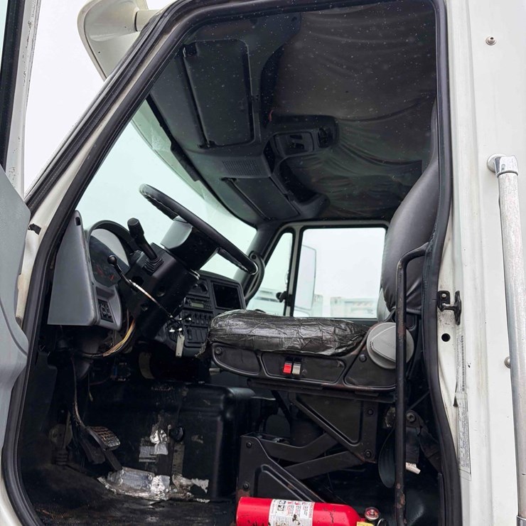 2007 INTERNATIONAL 8600