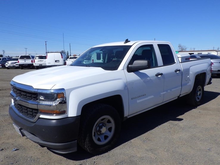 2017-chevrolet-1500-image-1