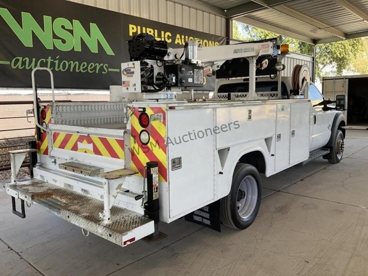 2013-ford-f550-image-7