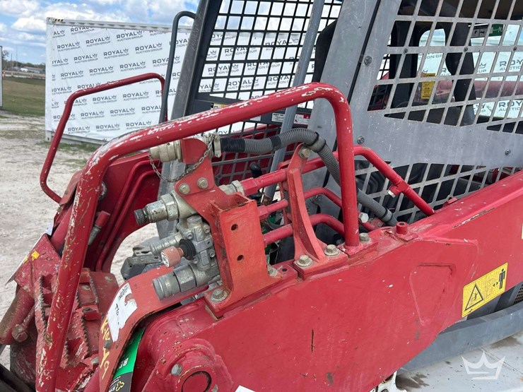 2018-takeuchi-tl10v2-image-15