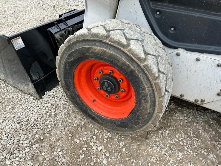 2023-bobcat-s76-image-17