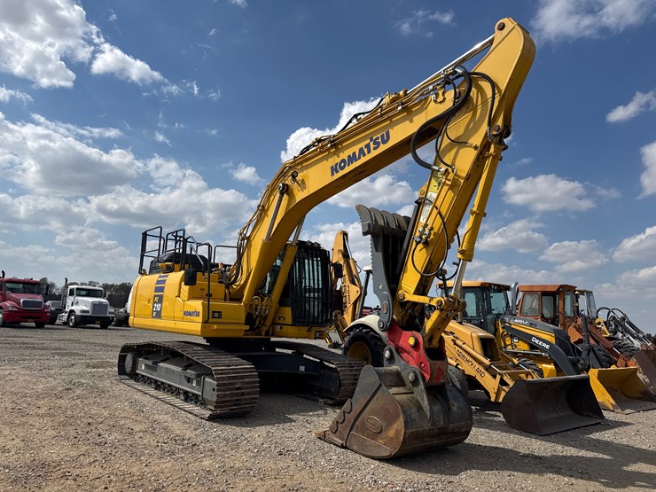 2023-komatsu-pc210-image-1