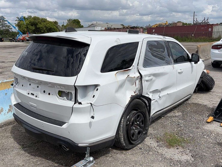 2023-dodge-durango-image-7