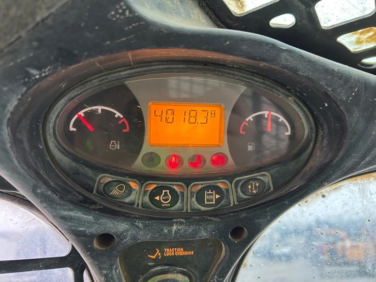 2016-bobcat-t550-image-25