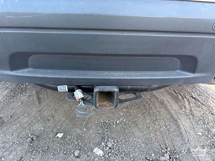 2015-ford-explorer-image-6