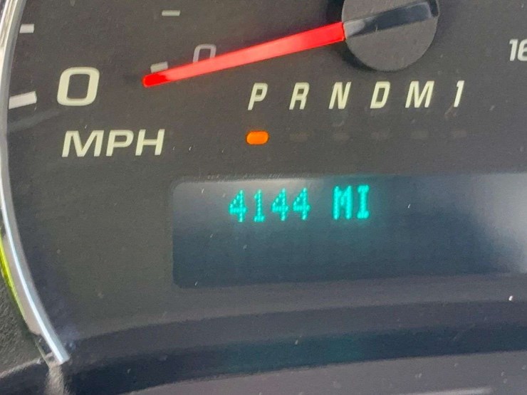 2010-chevrolet-express-3500-image-7