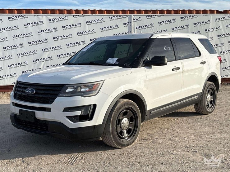 2018-ford-explorer-image-1