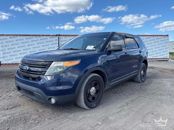 2015-ford-explorer-image-1