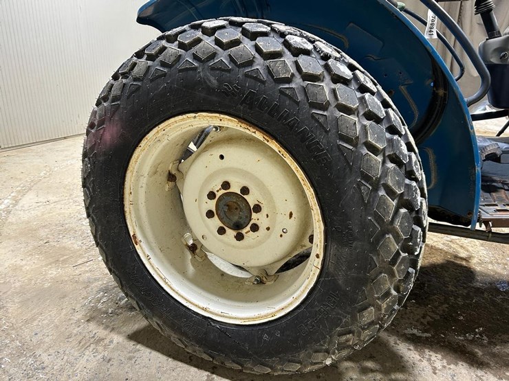 new-holland-tn55-image-12