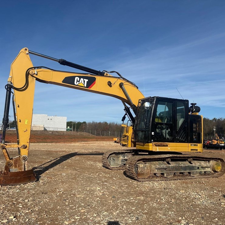2020 CATERPILLAR 325FLCR