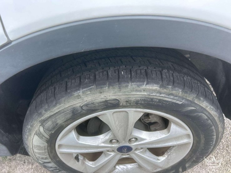 2016-ford-escape-image-26