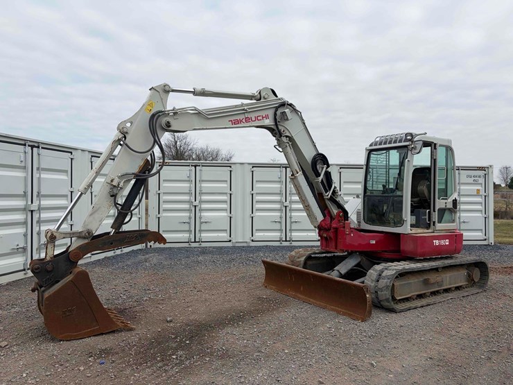 2013-takeuchi-tb280fr-image-1