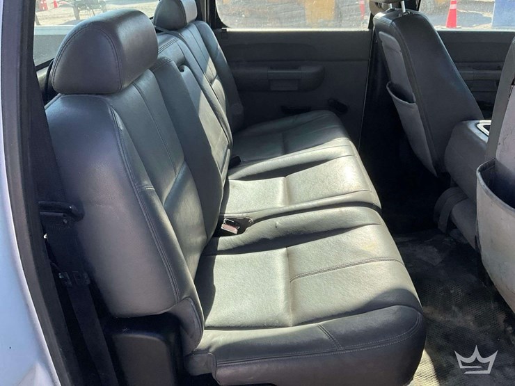 2009-chevrolet-silverado-2500-image-22