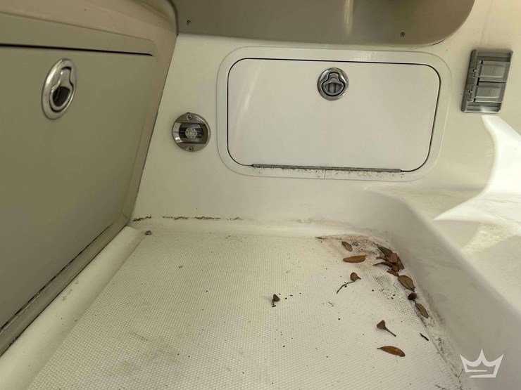 2006-sea-ray-sundancer-31ft-boat-w/-loadmaster-28ft-tri-axle-boat-trailer-image-23